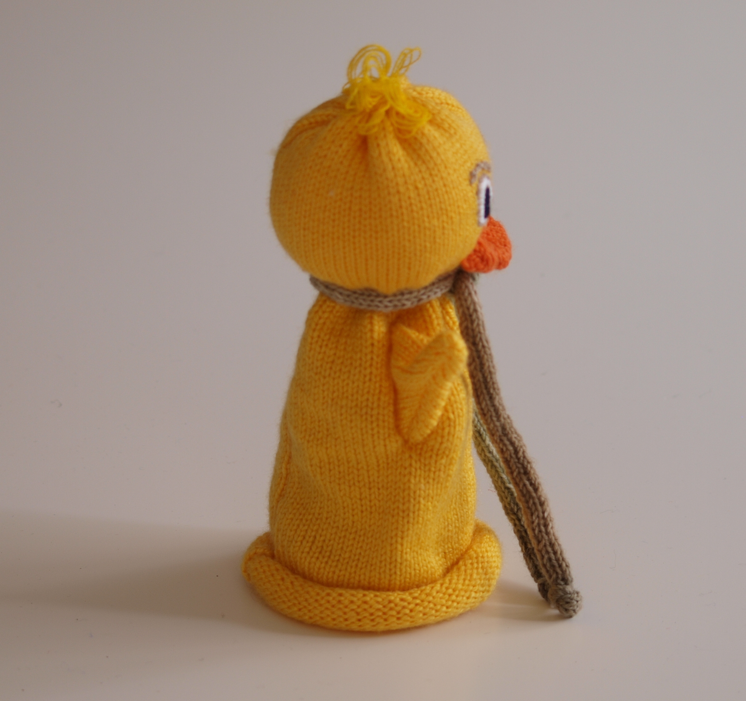 Handspielfigur Ente von rechts