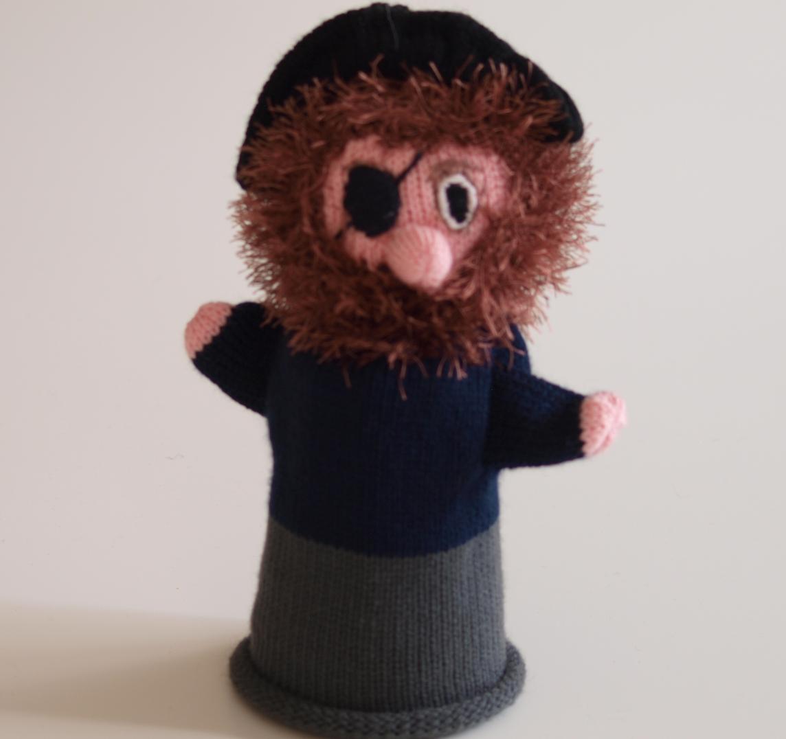 Handspielfigur Pirat von vorne