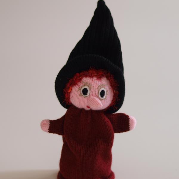 Handspielfigur Hexe von vorne