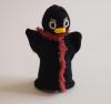 Handspielfigur Rabe von vorne